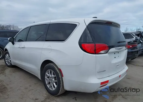 2021 Chrysler Voyager Lx z USA, uszkodzony, nr VIN 2C4RC1CGXMR577451